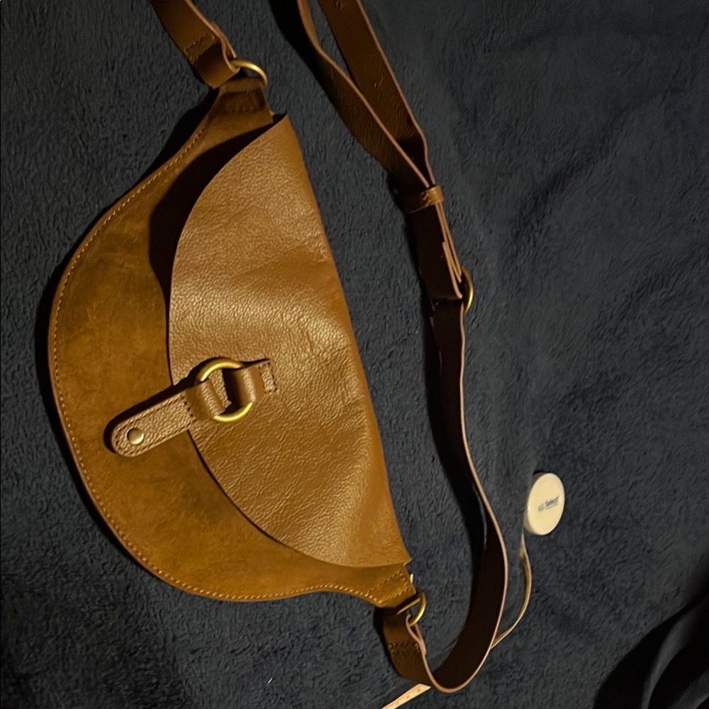 Banana Republic Brown Leather Crossbody Bag with Metal Hardware